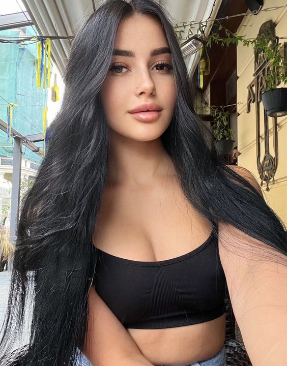 אווה