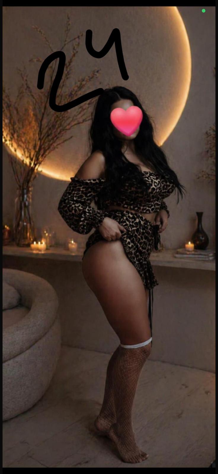 בפתח תקווה מטפלת מבינה עניין