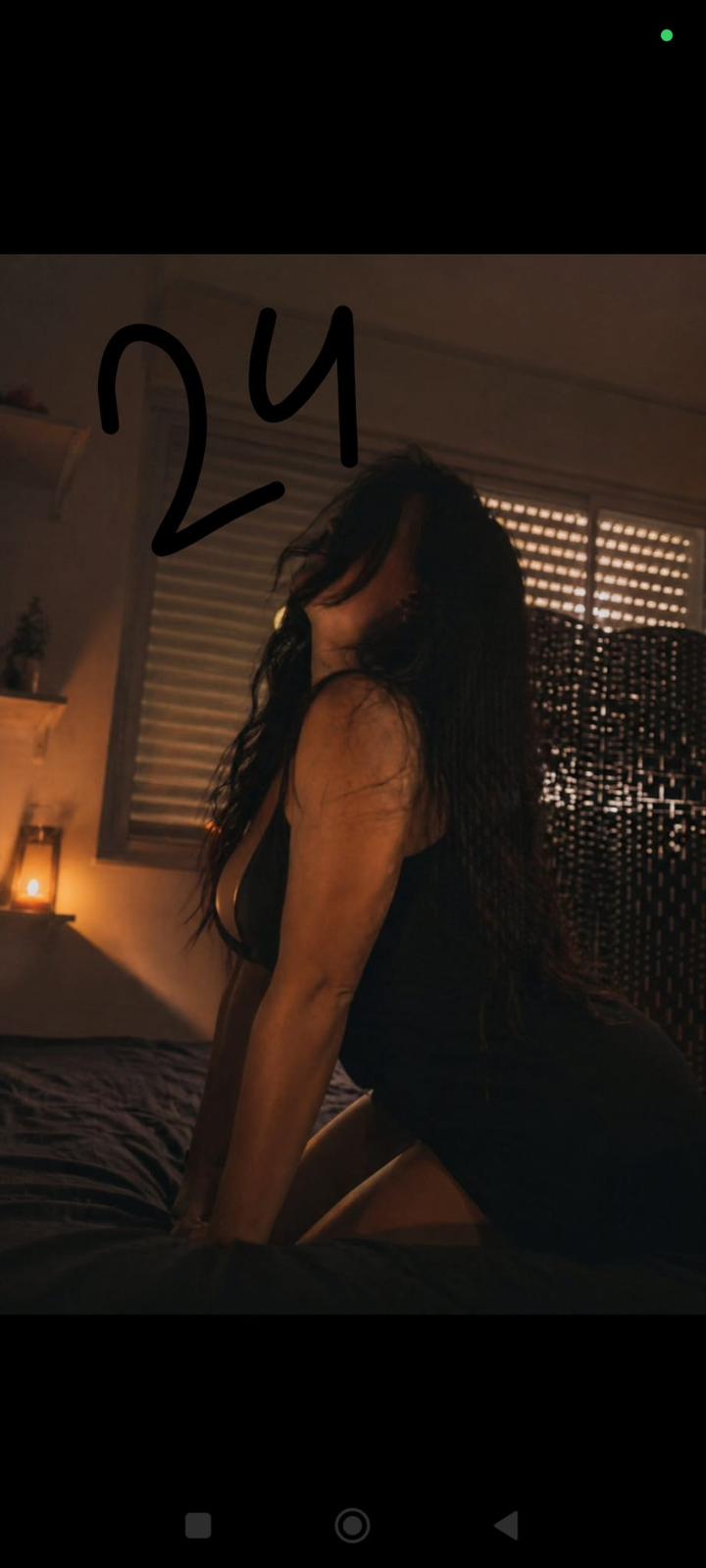 בפתח תקווה מטפלת מבינה עניין
