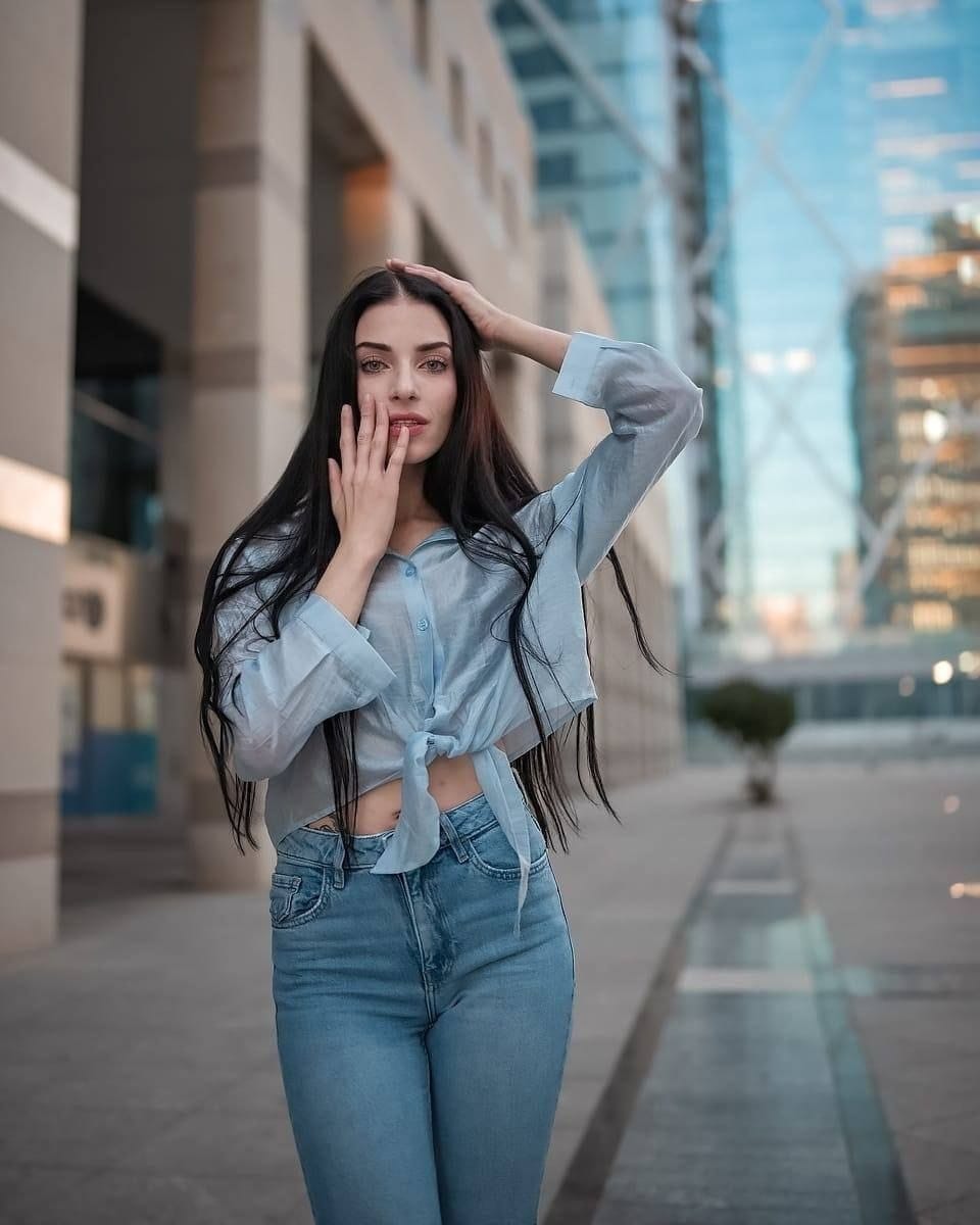 ליזה בתל אביב -בחורה סקסית אמיתית בת 25 פצצה