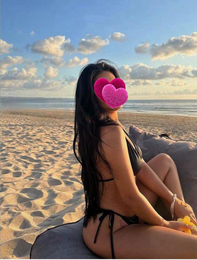 פתח תקווה- בחורות מחשמלות
